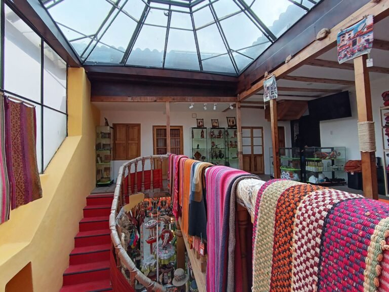 DEEP TISSUE MASSAGE / DECONTRACTING MASSAGE – CUSCO - MYSTICAL TERRA